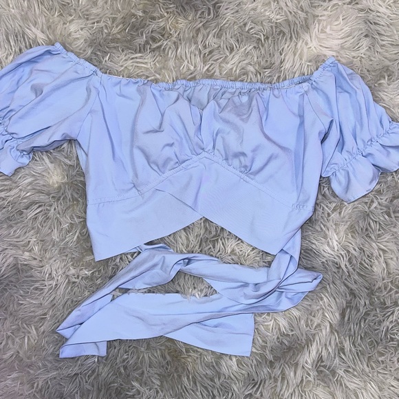 CROP TOP BUNDLE 🚨SEND OFFERS🚨 - Picture 12 of 12